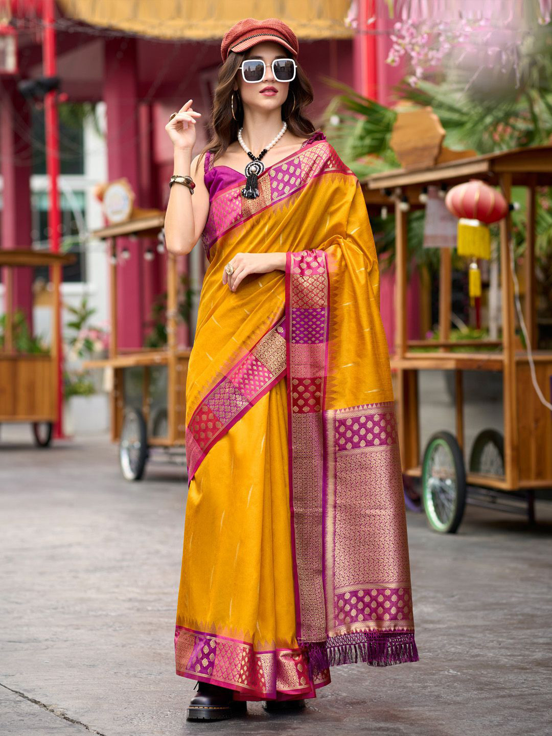 

Anouk Zari Woven Design Banarasi Saree, Yellow