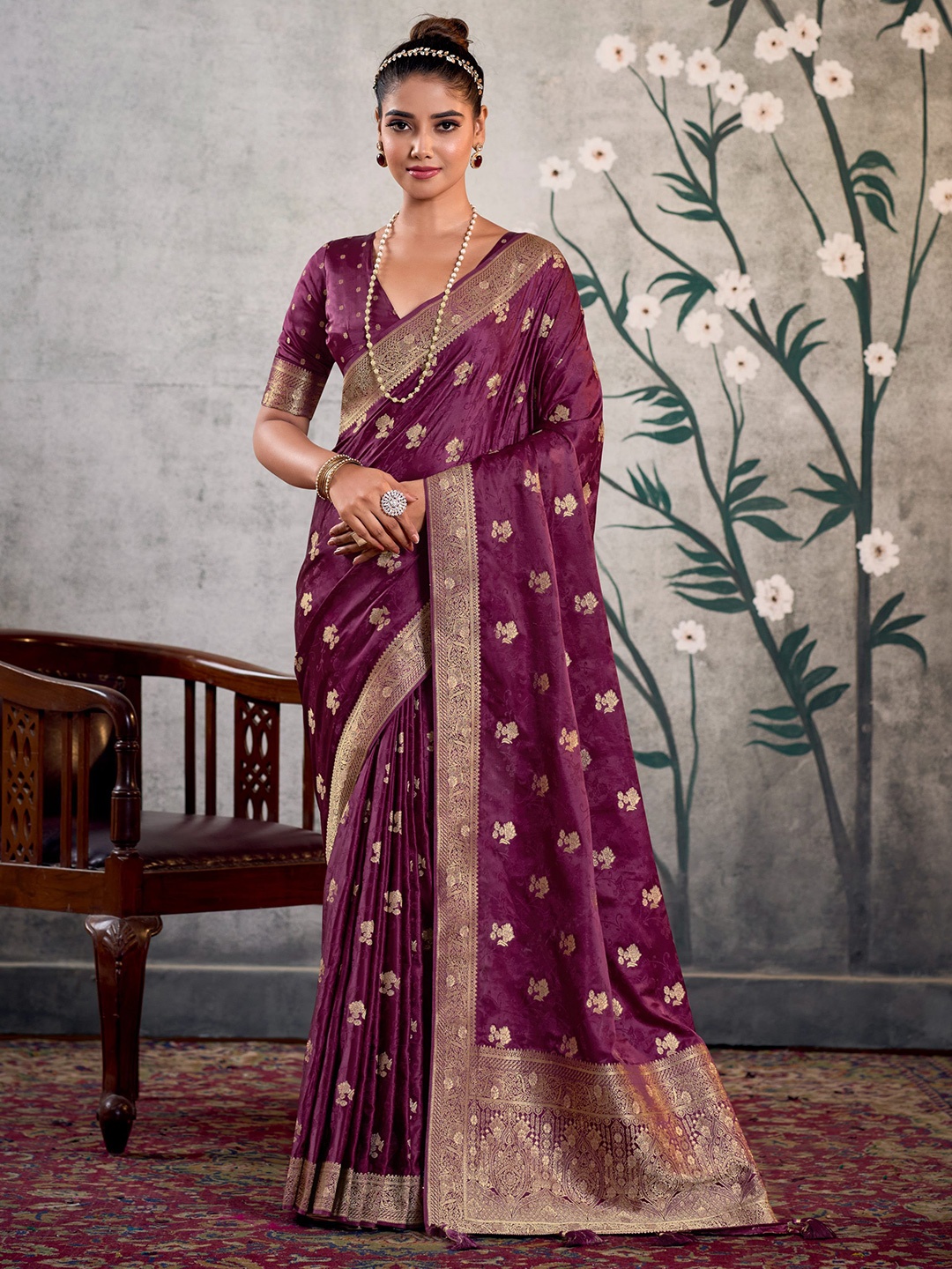 

KAYOMMI Ethnic Motifs Zari Satin Saree, Purple