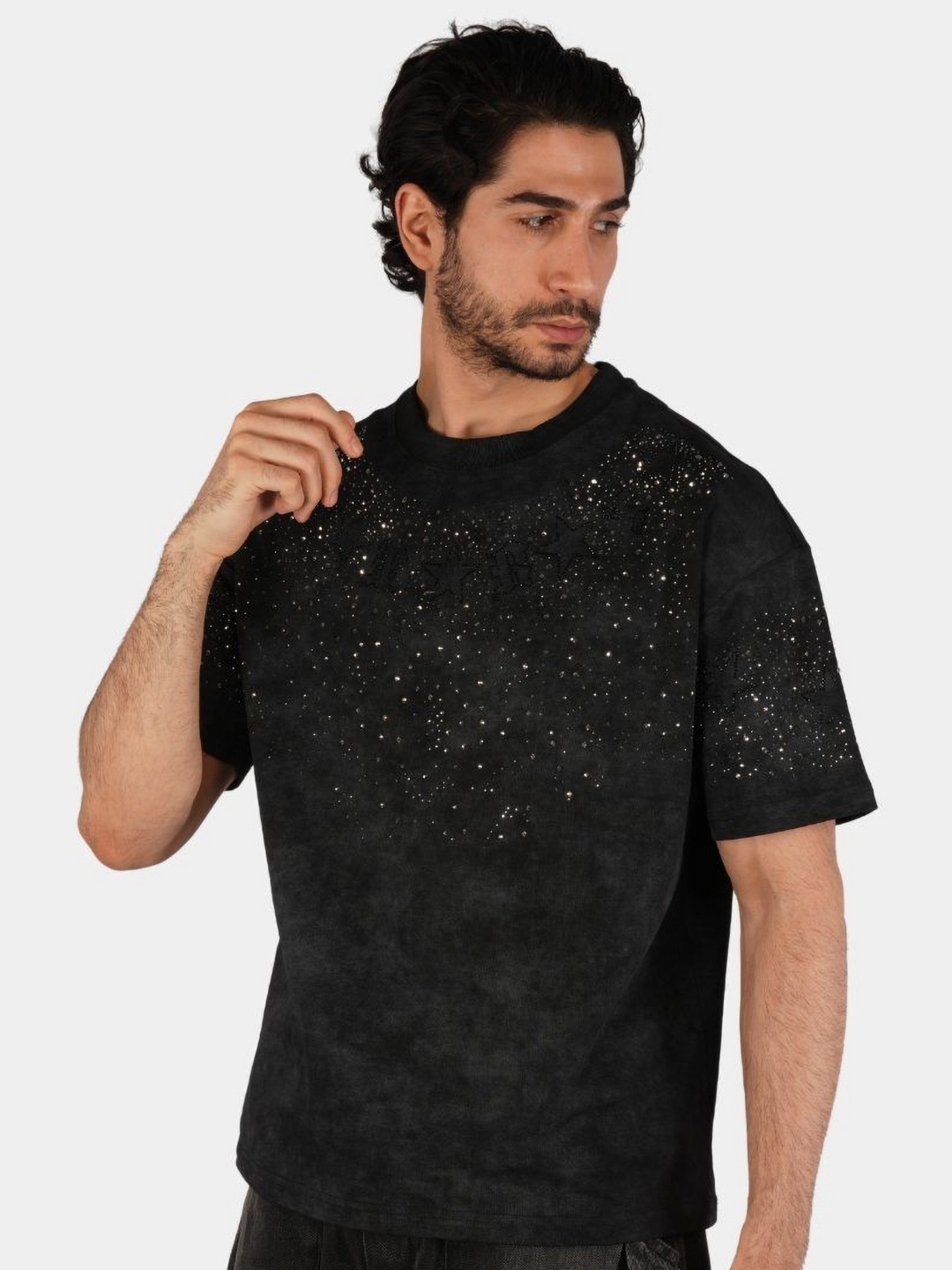 

BOTABOCHI Men Abstract Printed Round Neck Cotton T-shirt, Black