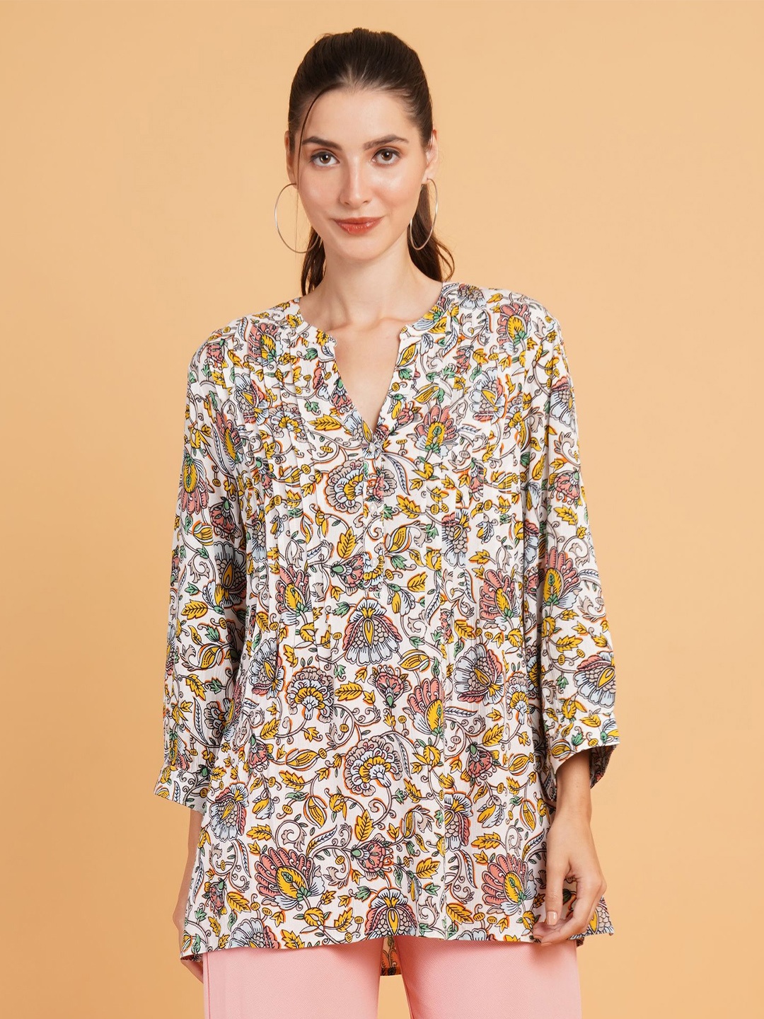 

Sztori Women Floral Printed Mandarin Collar Plus Size Top, Cream