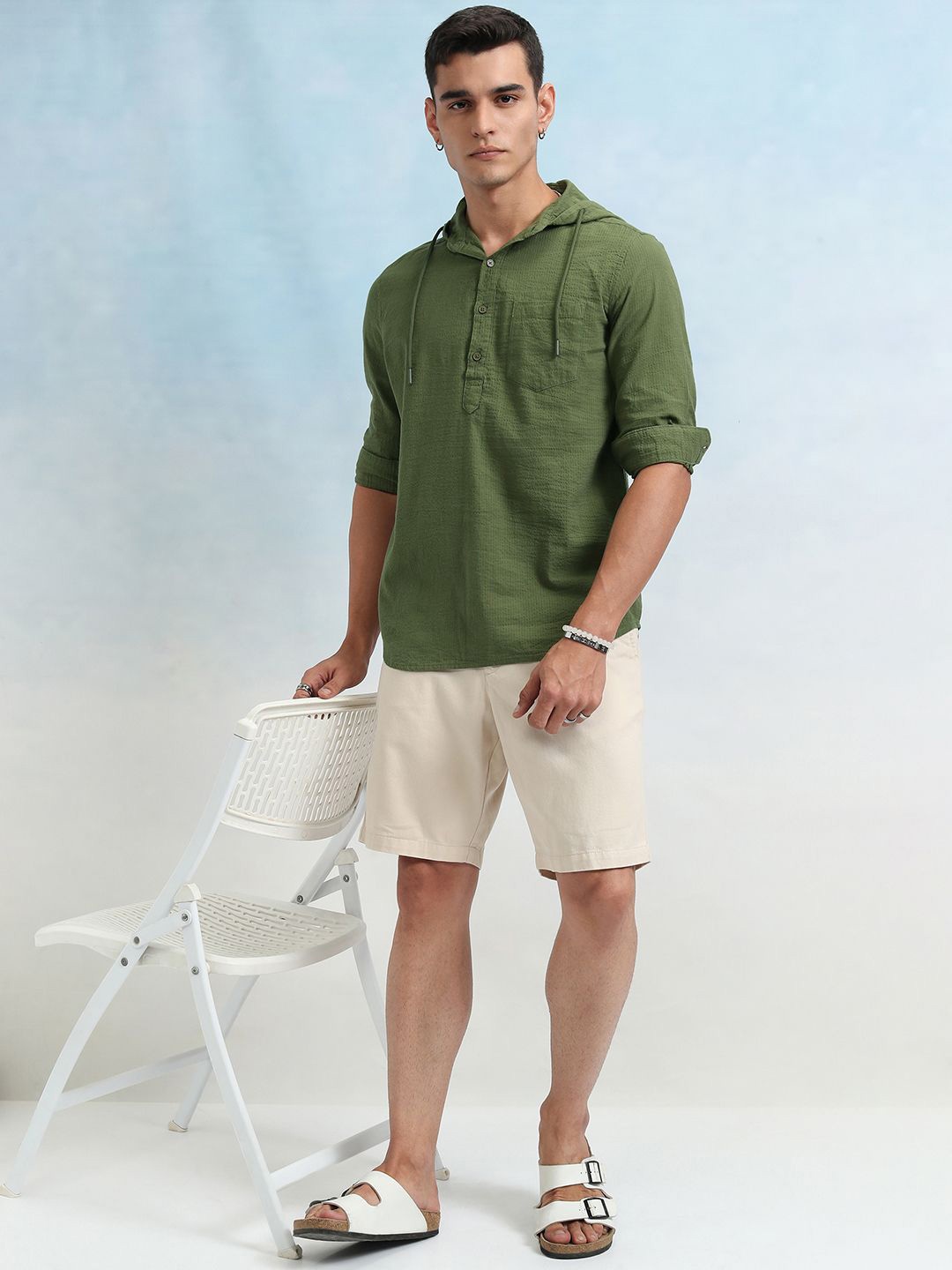 

HIGHLANDER Men Olive Olive Casual Hoodie Shirt