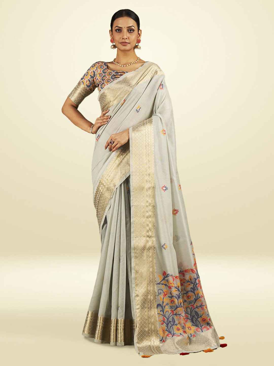 

SARHA Floral Woven Design Zari Pure Cotton Saree, Grey
