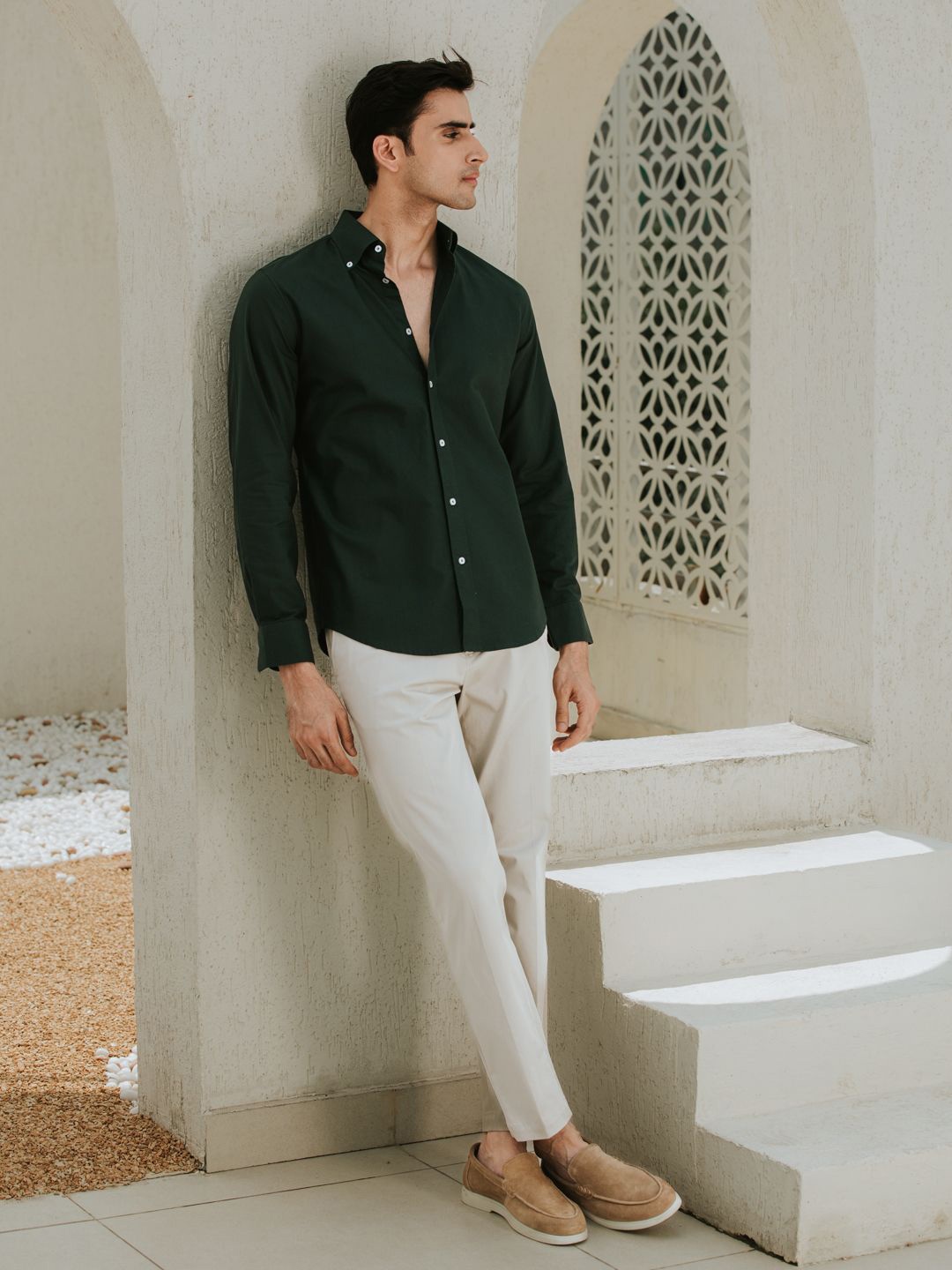 

Urban Scissors Men Button-Down Collar Solid Cotton Casual Shirt, Green
