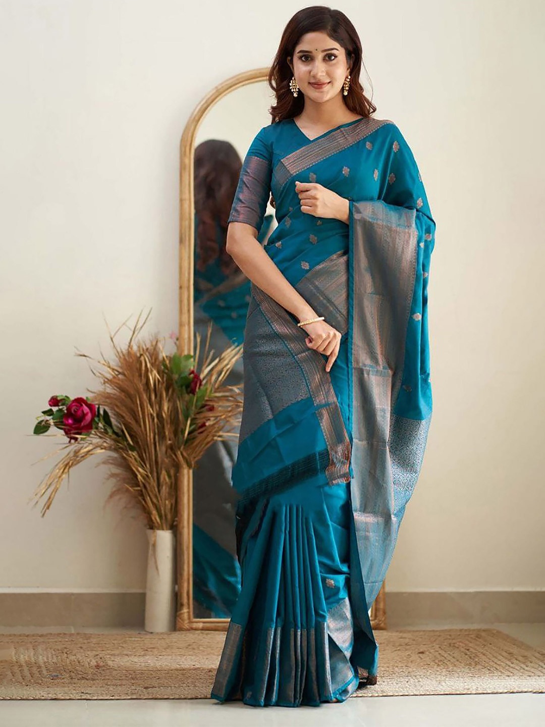 

Aldwych Woven Design Zari Banarasi Saree, Teal
