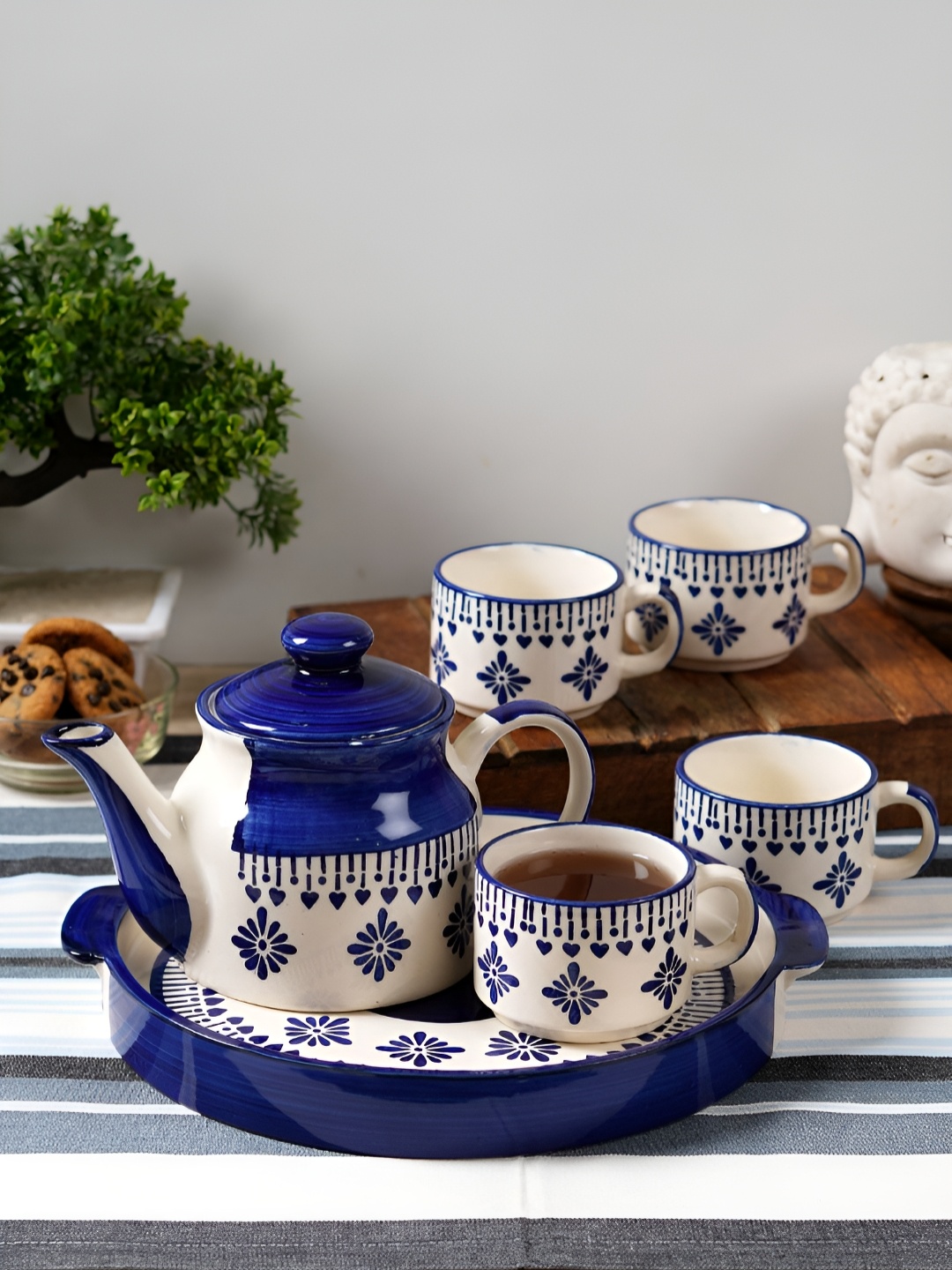 

CDI White & Blue 6 Pieces Floral Printed Ceramic Glossy Kettle Set