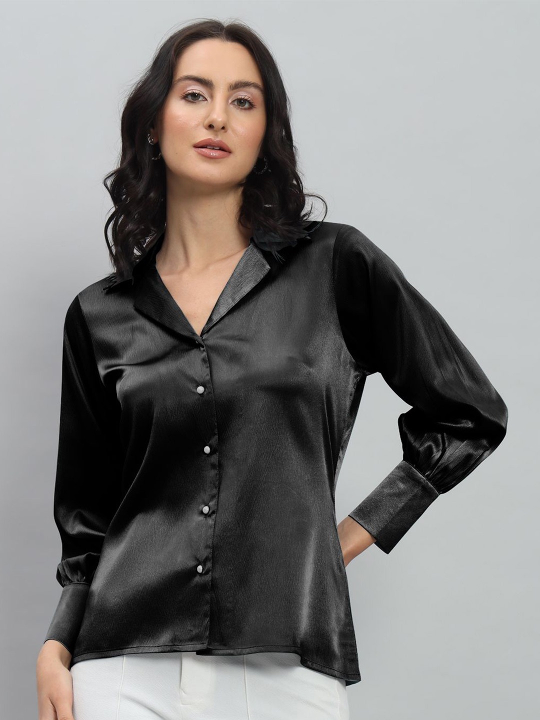 

ONRA Women Standard CubanCollar Opaque Formal Shirt, Black