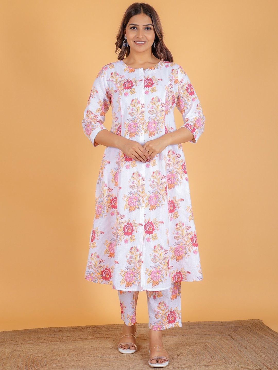 

Aramya Floral Printed Panelled Pure Cotton Kurta With Trousers, White