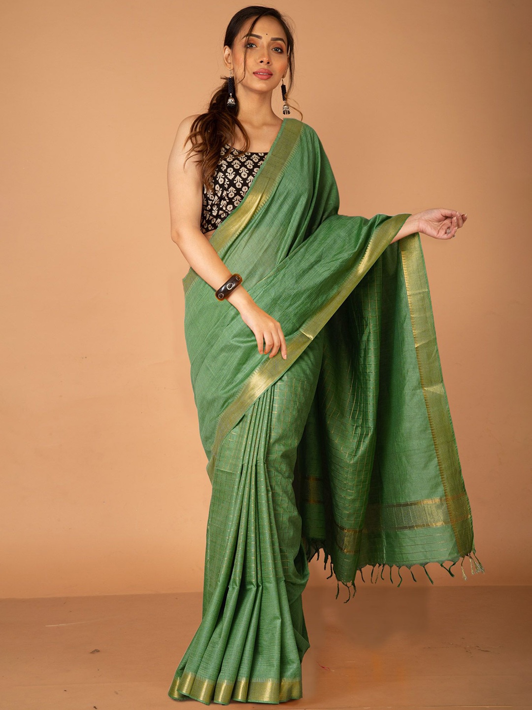 

Unnati Silks Solid Zari Handloom Chanderi Saree, Green