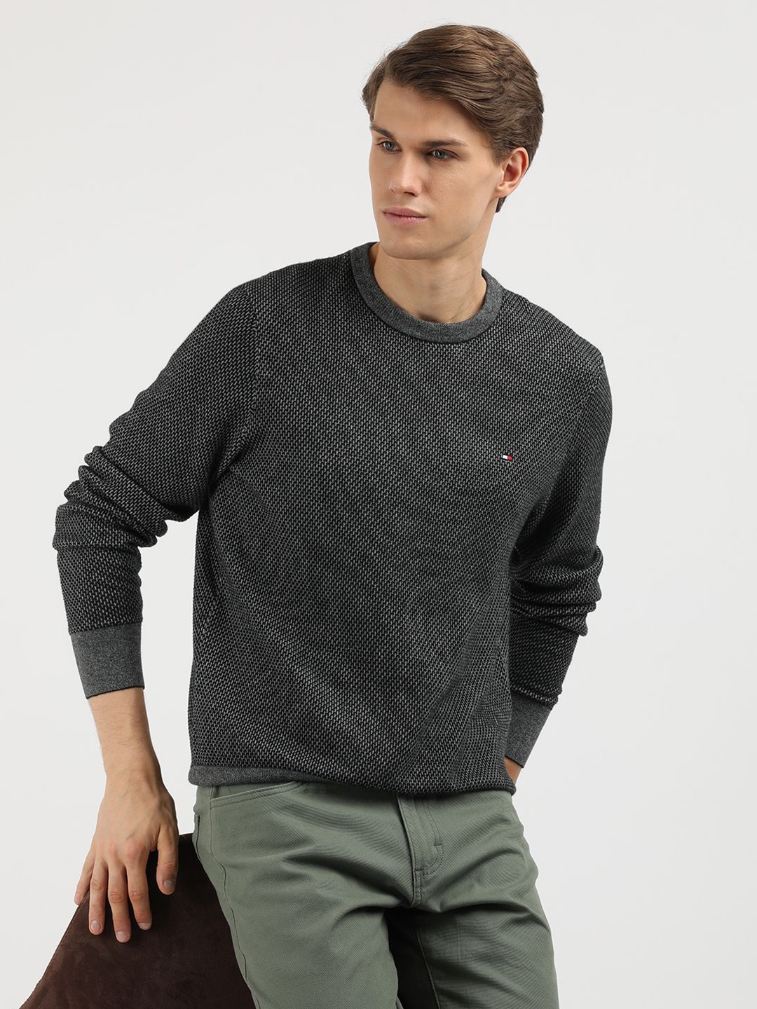 

Tommy Hilfiger Men Pullover Sweater, Black
