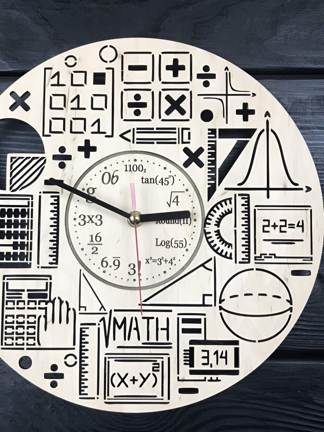 

QEZNEF Beige & Black Textured Contemporary Round Wooden Analogue Wall Clock
