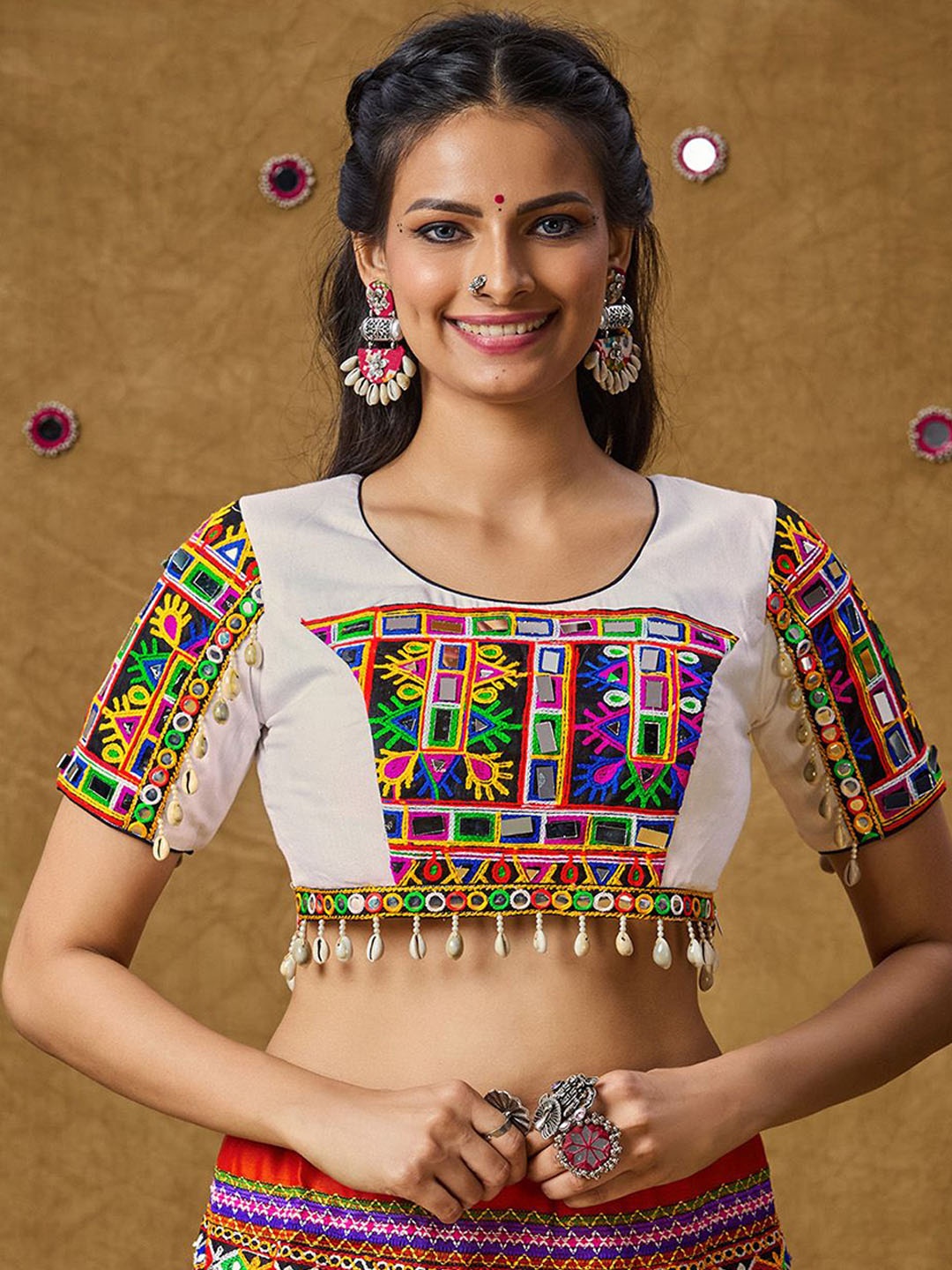 

SALWAR STUDIO Embroidered Padded Cotton Saree Blouse, White