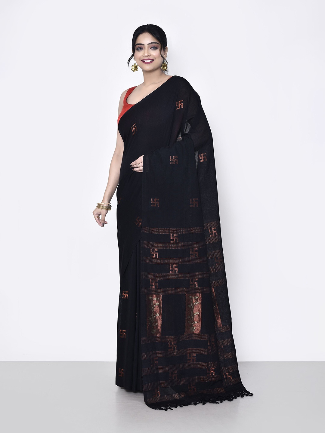 

SPRISH Ethnic Motifs Woven Design Pure Silk Jamdani Saree, Black