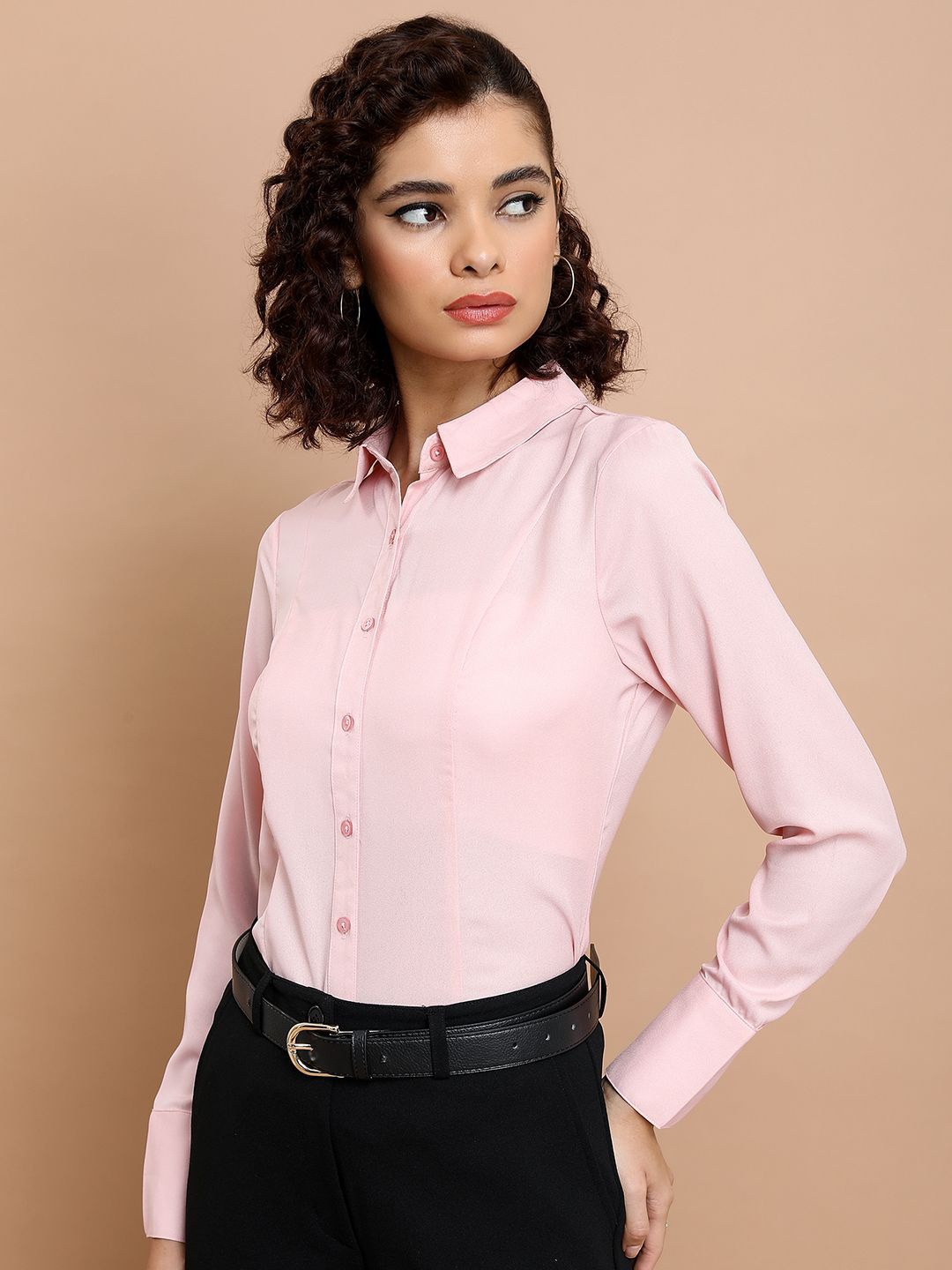 

Tokyo Talkies Women Solid Slim Fit Shirt, Pink