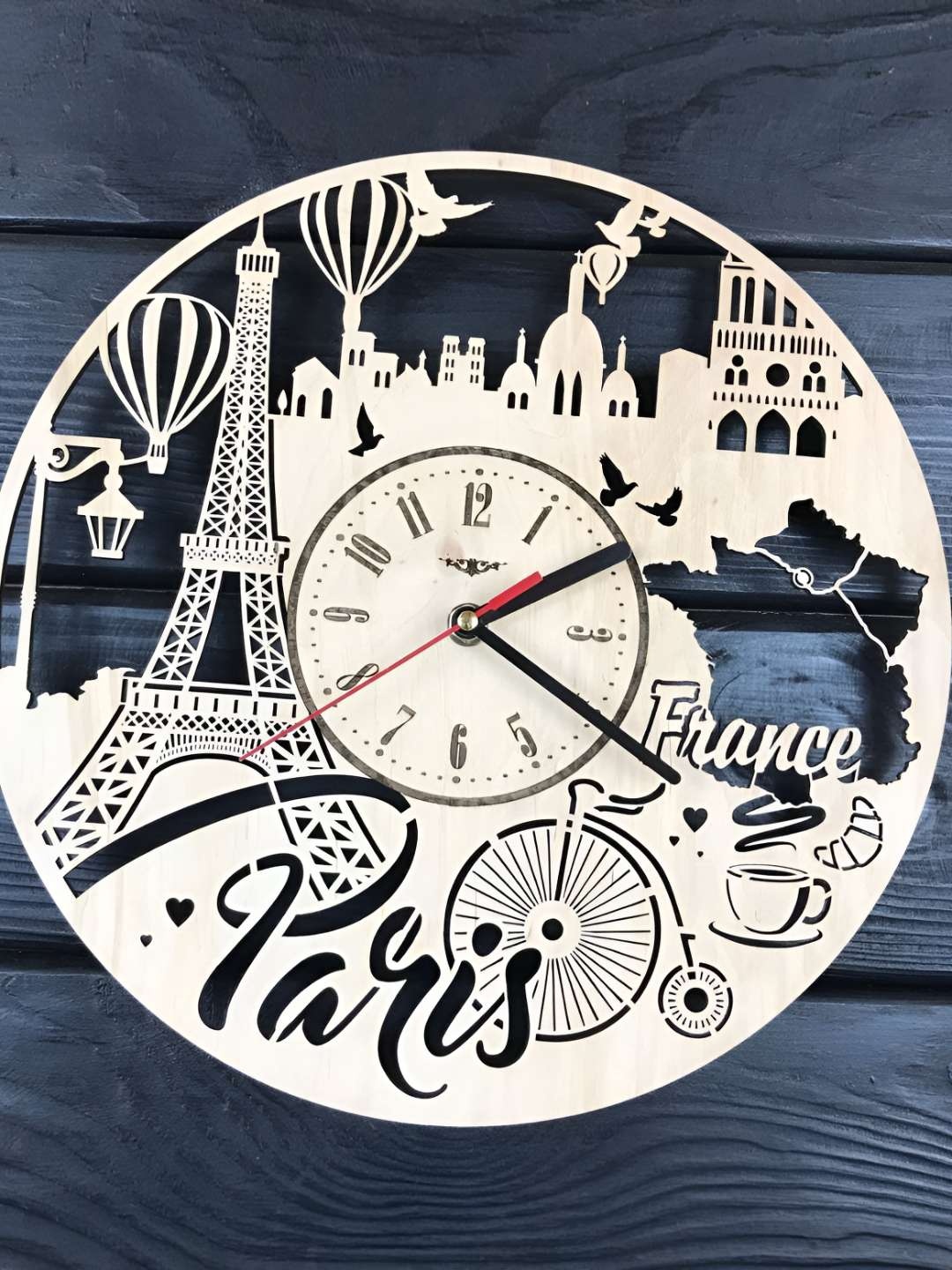 

QEZNEF Beige Round Shaped Contemporary Analogue Wooden Wall Clock