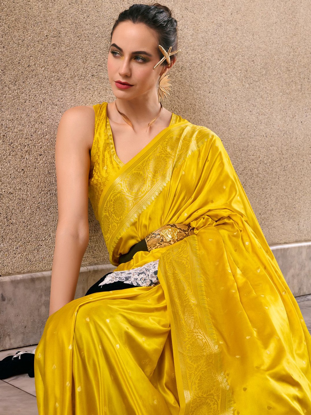 

Anouk Woven Design Zari Banarasi Saree, Yellow