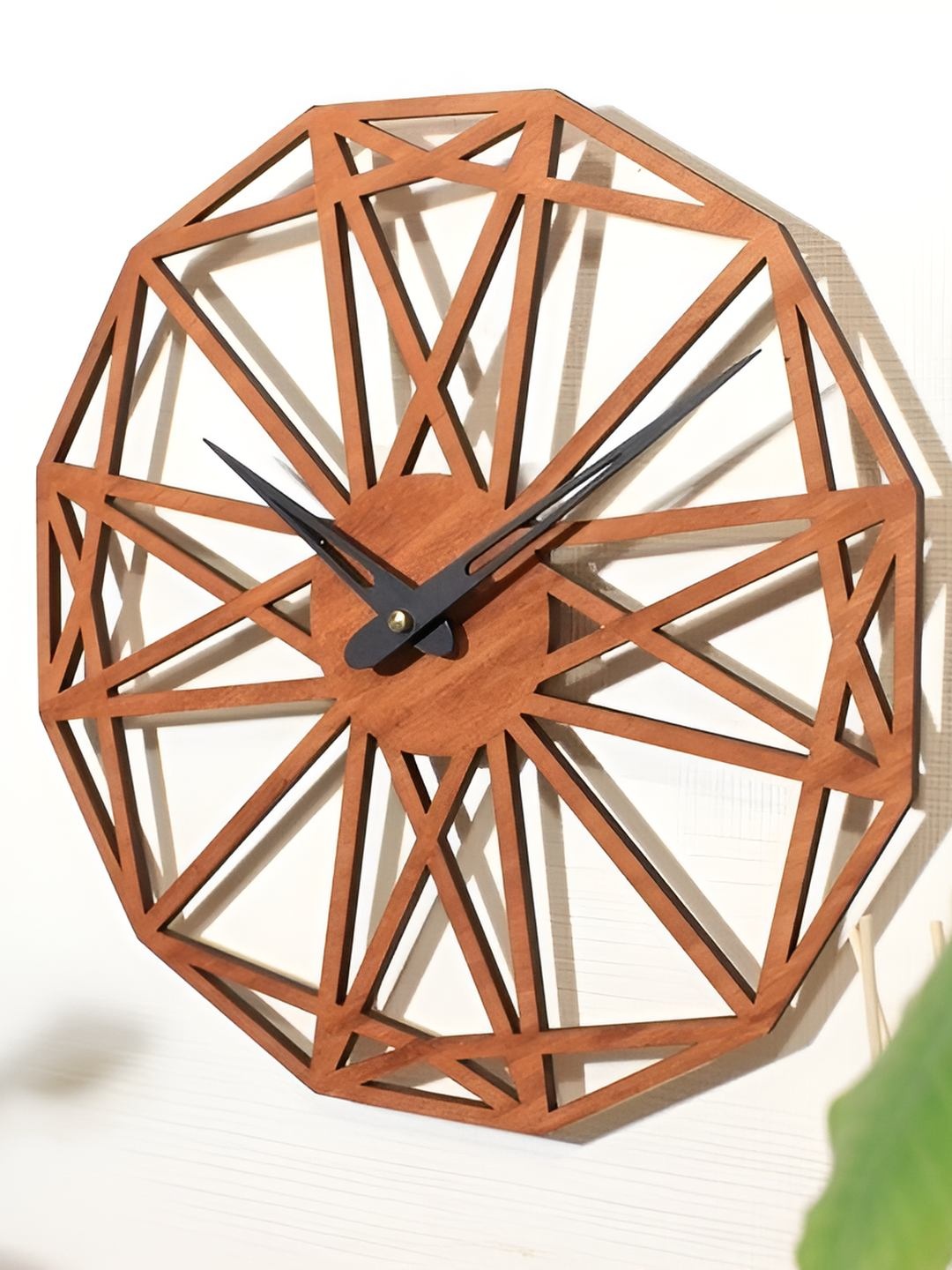 

QEZNEF Brown Textured Geometric Shaped Analogue Wooden Wall Clock Without Glass