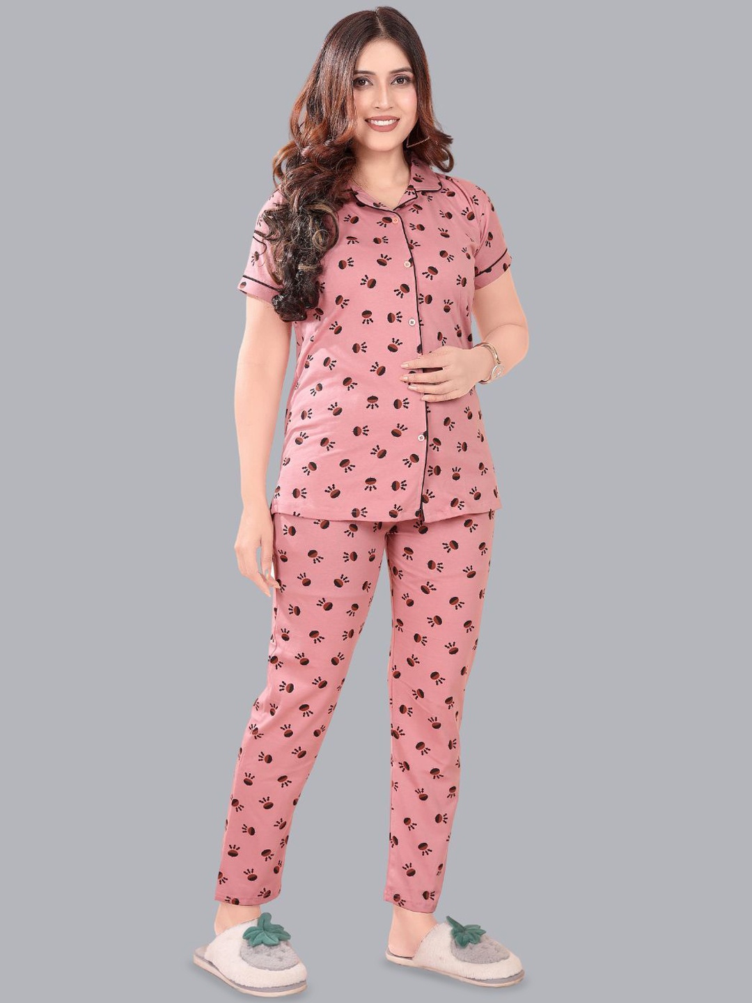 

FOMTI Women Pure Cotton Printed Short Sleeves Night suit, Pink