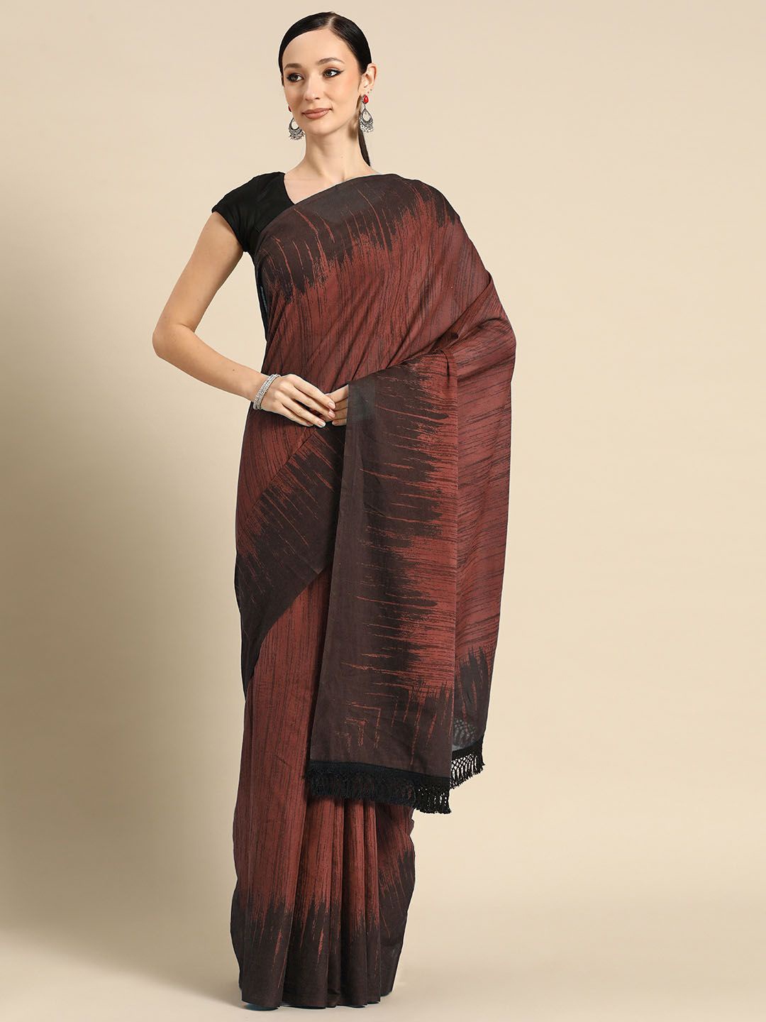 

BUTA BUTI Women Pure Cotton Printed Saree, Maroon
