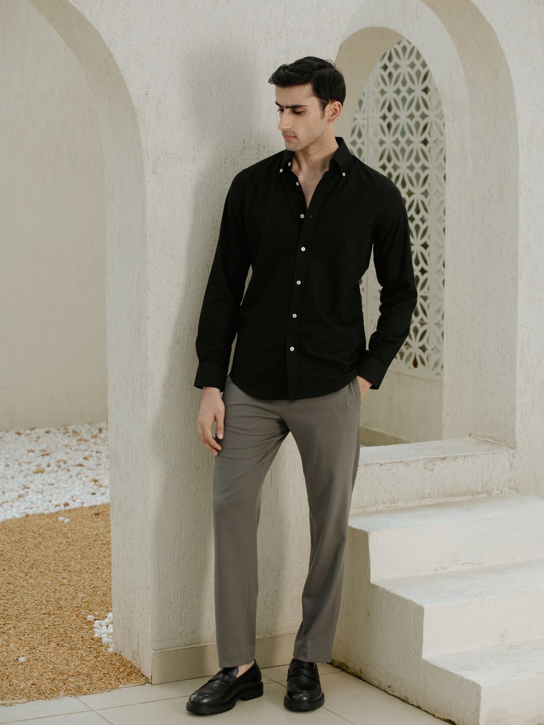 

Urban Scissors Men Button-Down Collar Solid Cotton Formal Shirt, Black