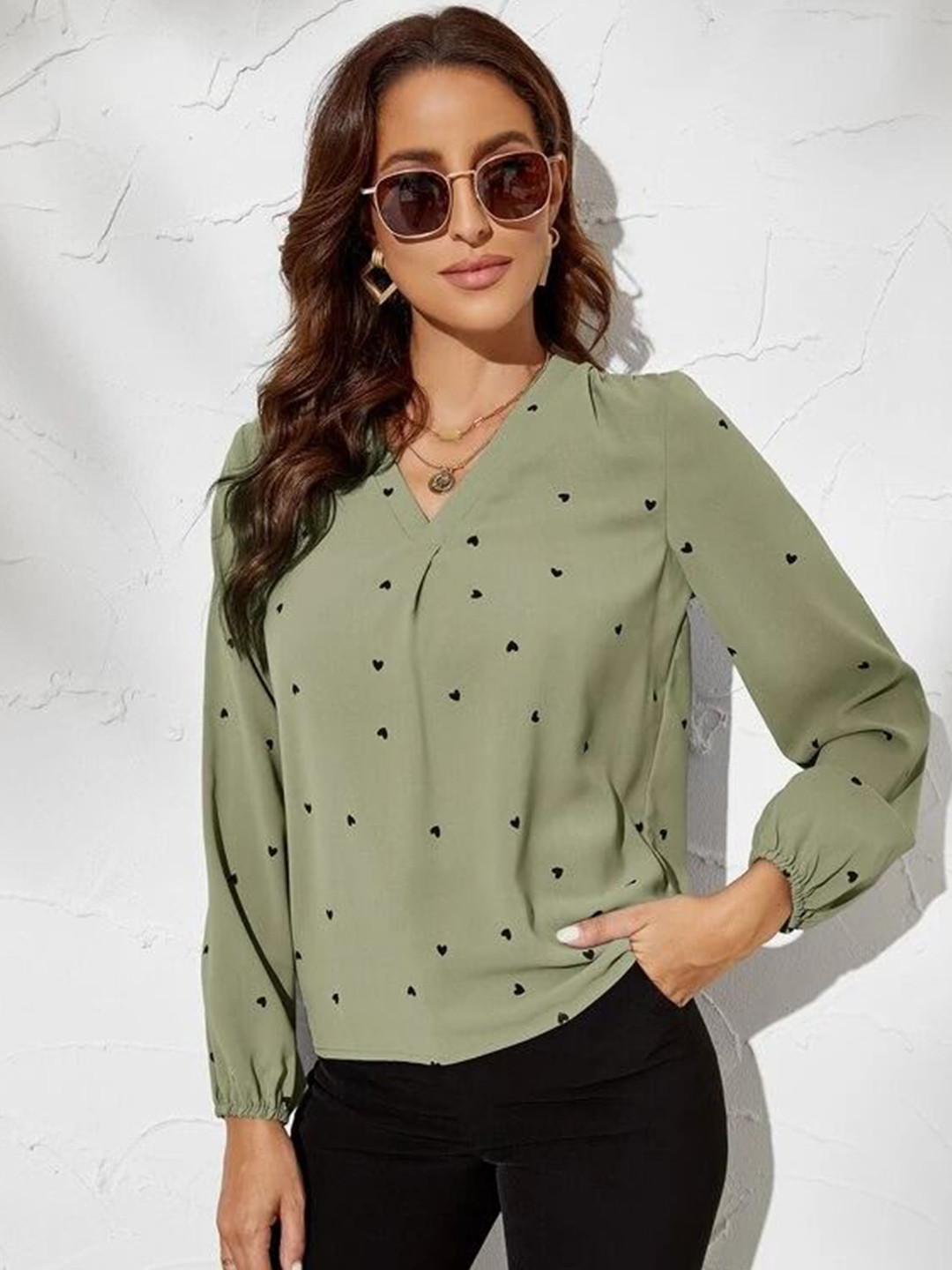 

Stylecast X Slyck Conversational Printed V-Neck Top, Green
