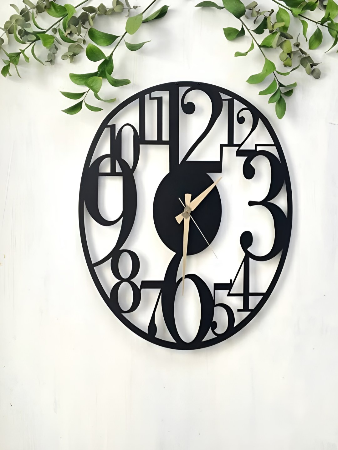 

QEZNEF Black Textured Analogue Wooden Contemporary Wall Clock