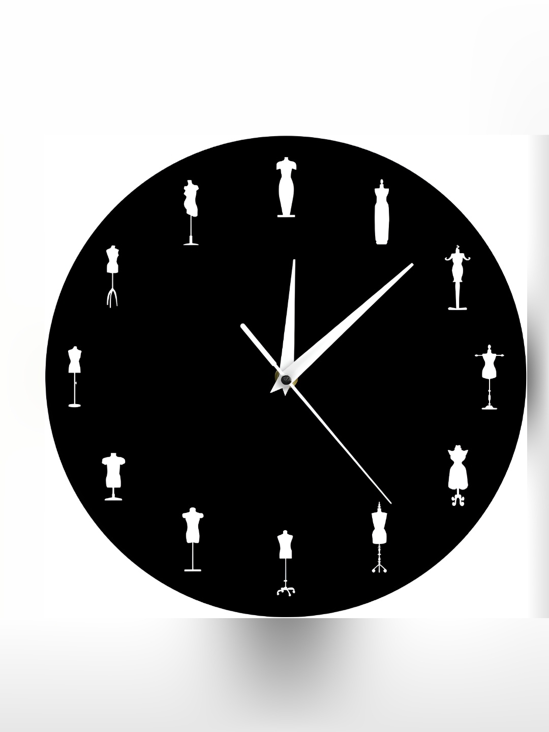 

QEZNEF Black & White Round Analogue Wooden Wall Clock Without Glass