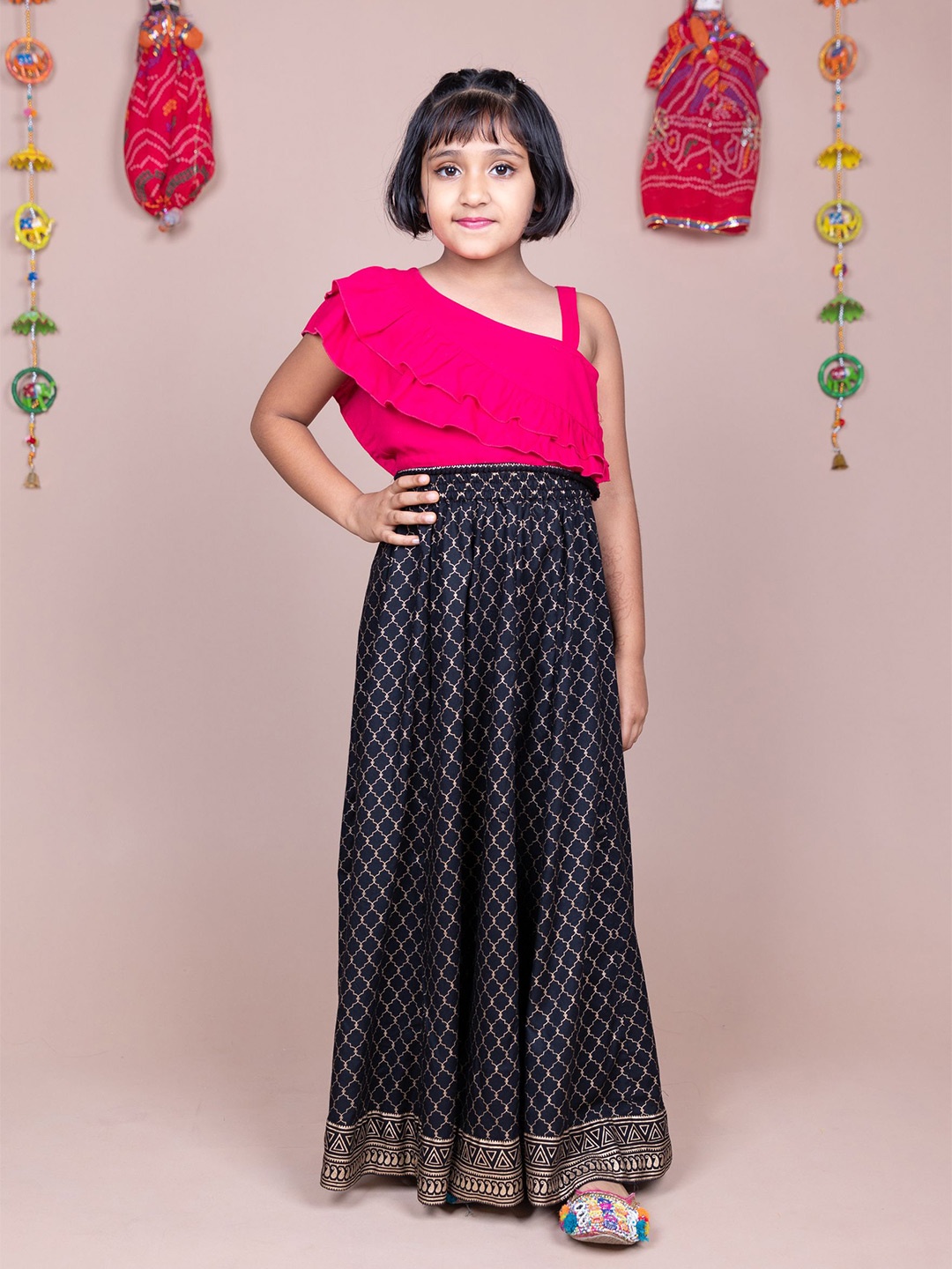 

HERE&NOW Girls Printed Ready to Wear Lehenga & Blouse, Pink