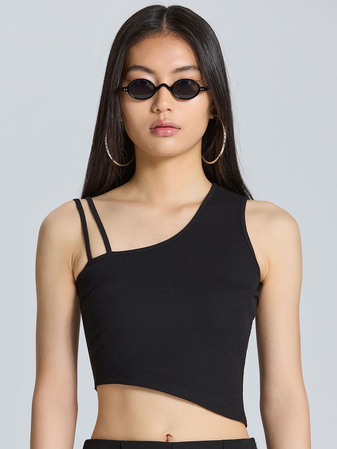 

ZOMODA Women Solid V-Neck Cotton Top, Black