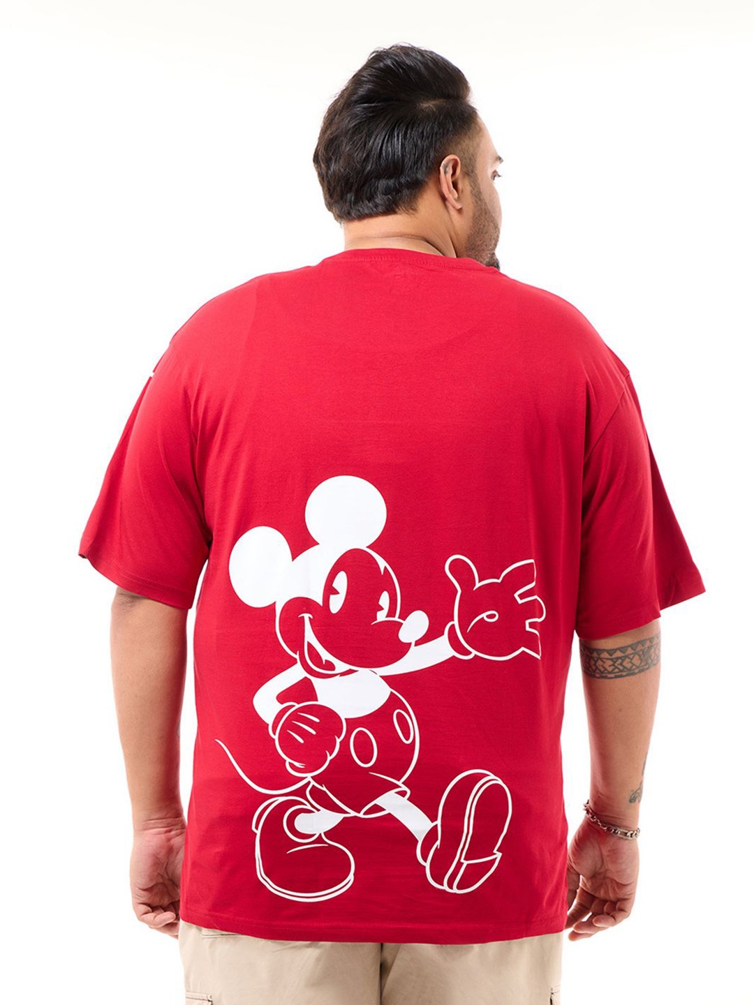 

Bewakoof Plus Men Graphic Printed Round Neck Pure Cotton Oversized T-shirt, Red
