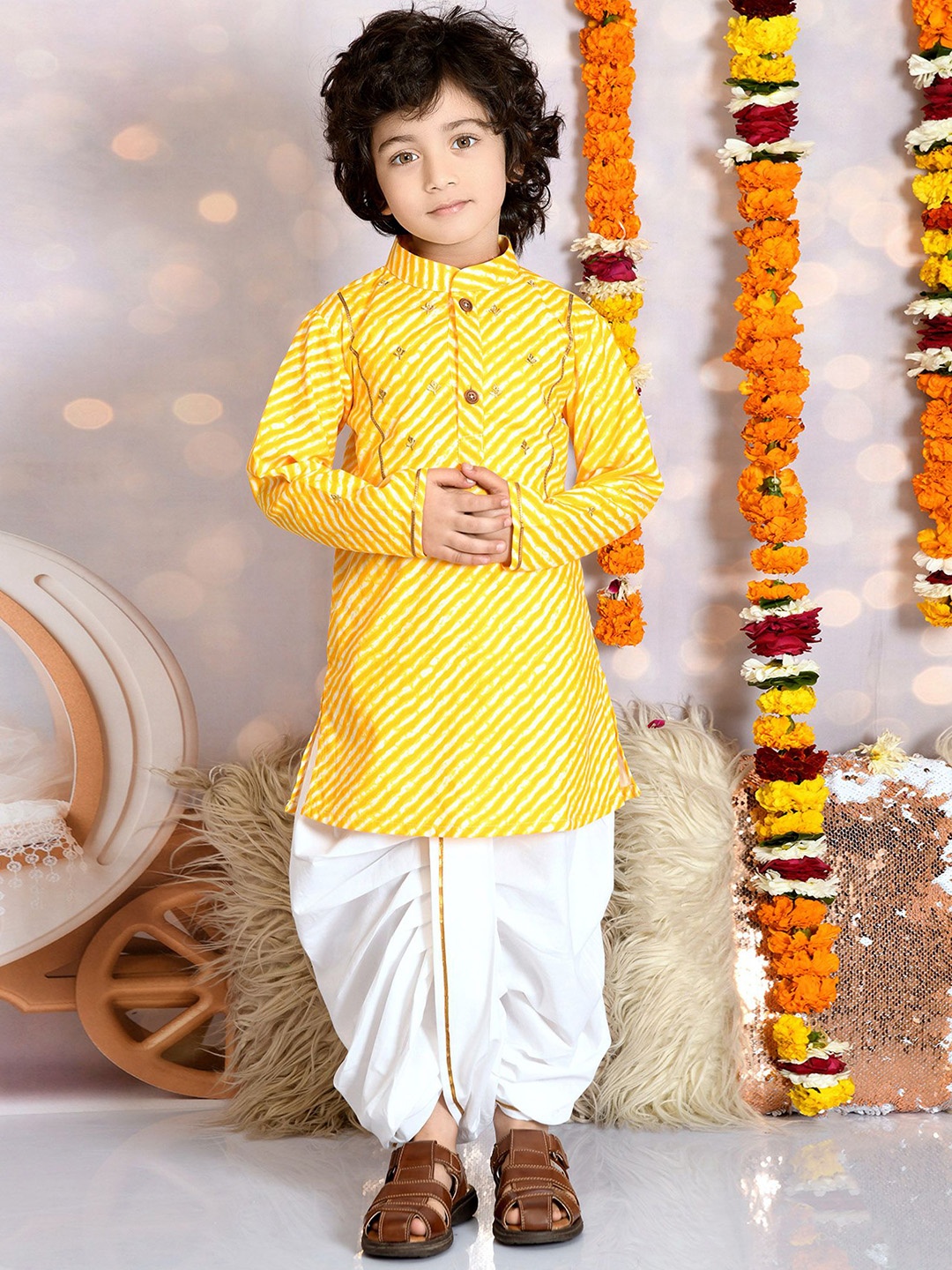 

MUDKID Boys Lehariya Printed Band Collar Neck Long Sleeves Pure Cotton Kurta & Dhoti Pants, Yellow