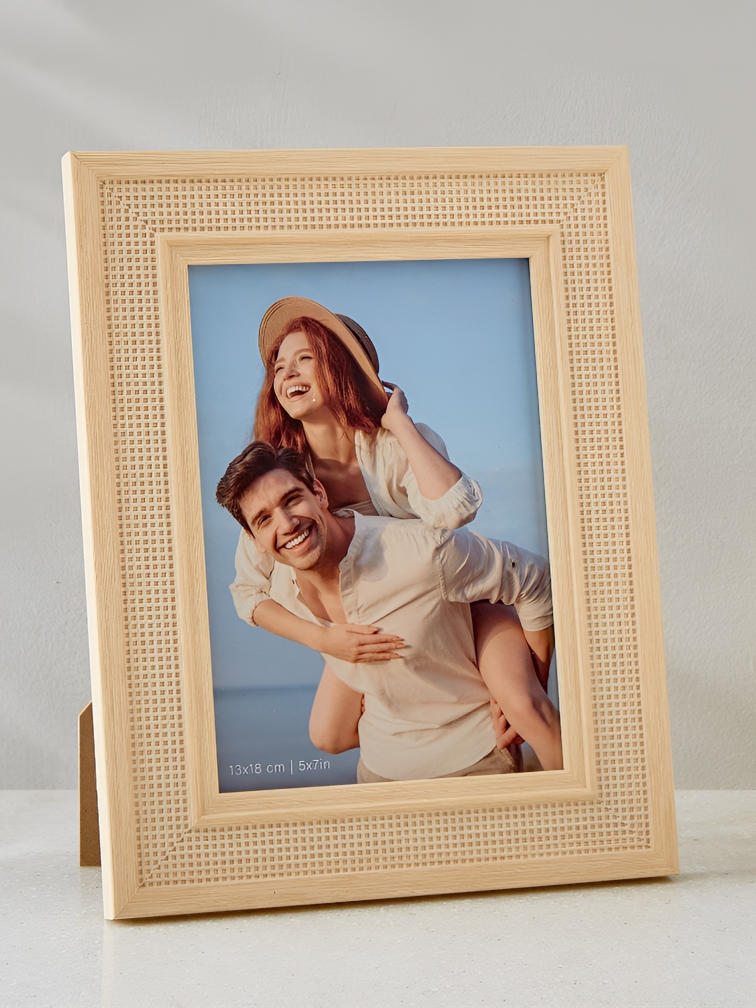 

Home Centre Photomontage Beige MDF Table Photo Frames