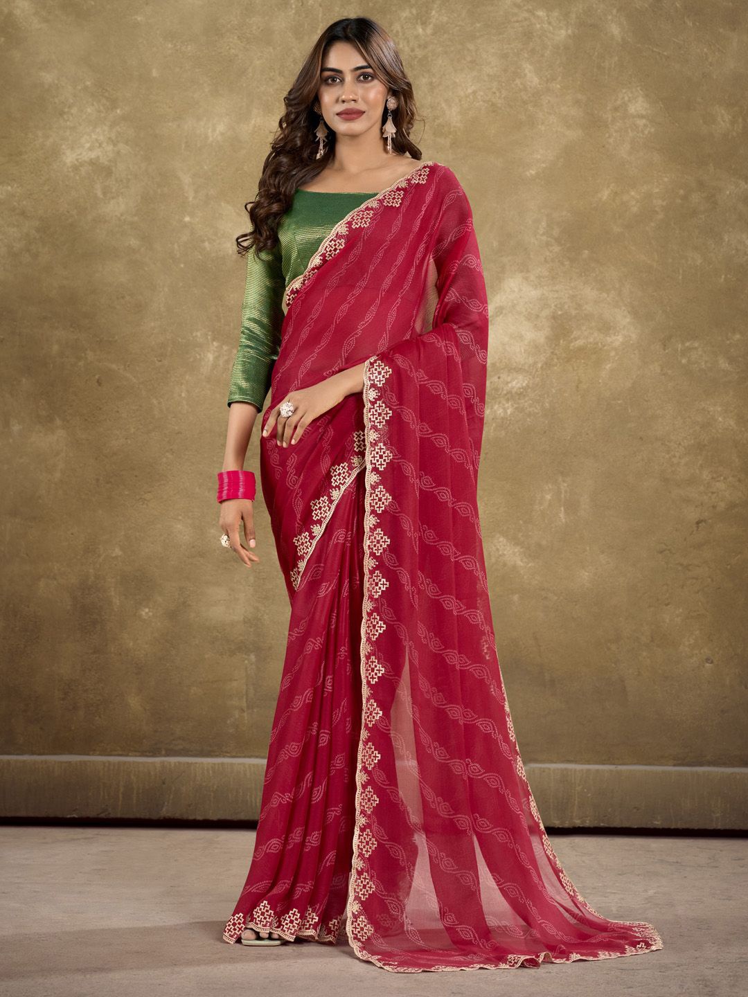 

Anouk Ethnic Motifs Sequinned Saree, Red