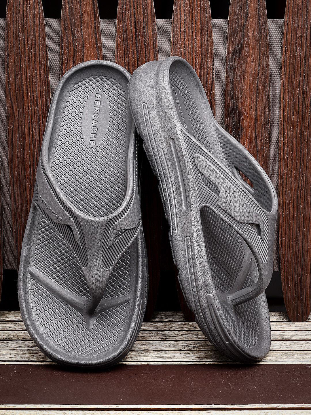 

BERSACHE Men Solid Extra Soft Thong Flip-Flops, Grey