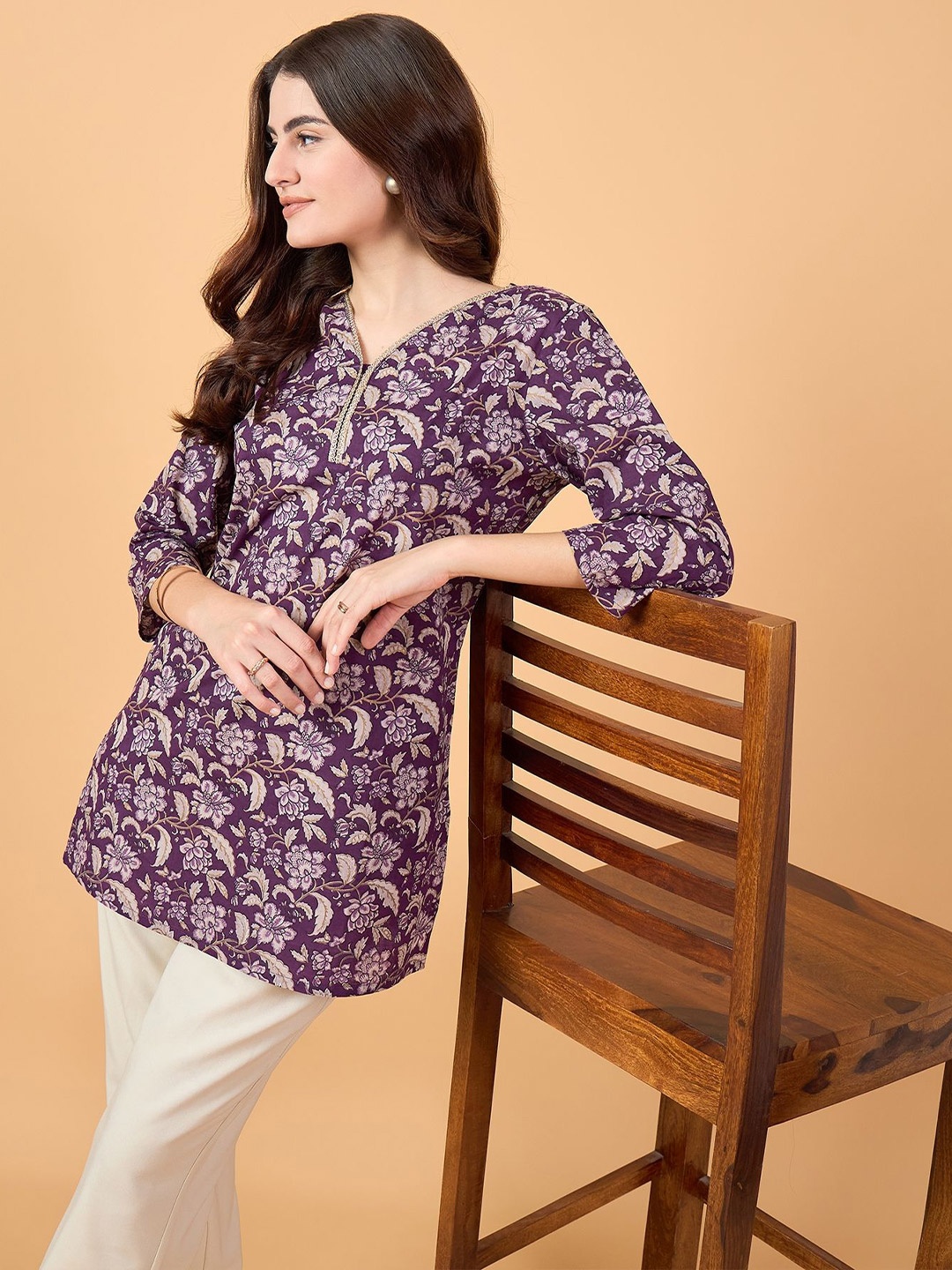 

NEESH Women Floral Printed V-Neck Cotton Top, Purple