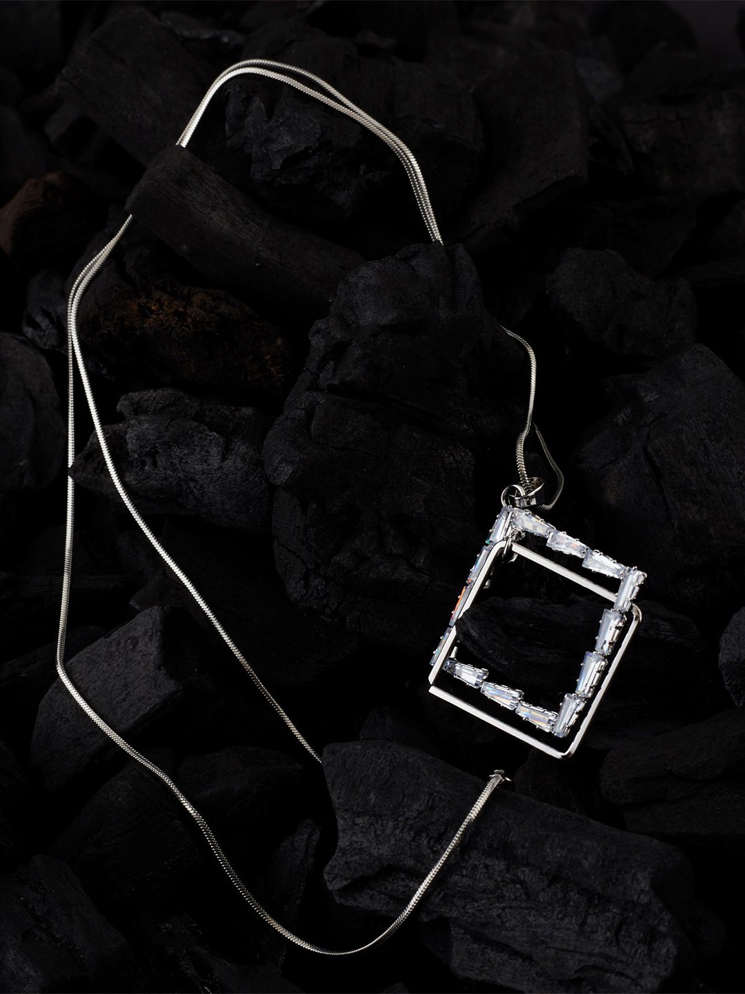 

GRLIE Stones Studded Square Square Shaped Pendant With Chain, Silver