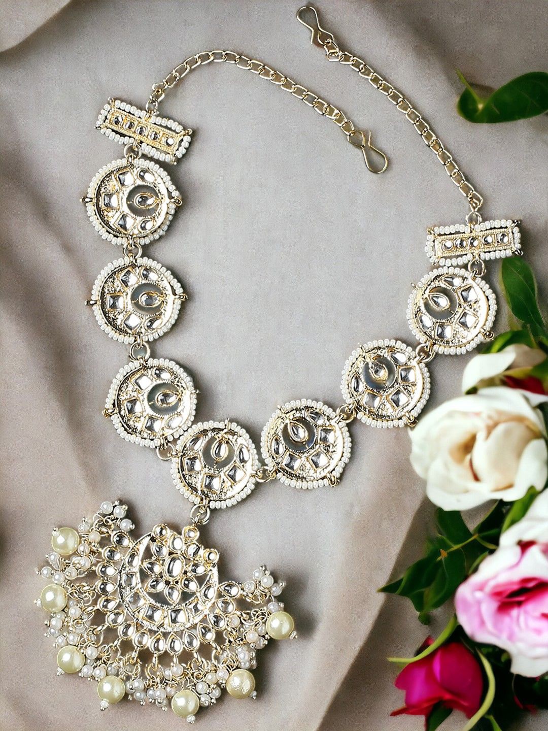 

OOMPH Kundan Studded Pearls Beaded Sheeshphool Head Jewellery, Gold