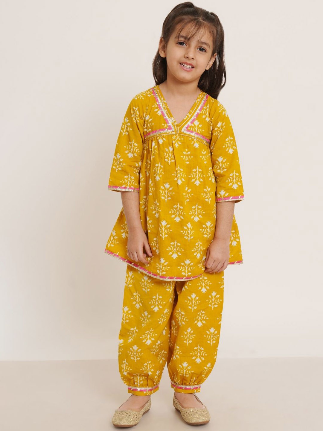 

COTLAND FASHION Girls Floral Printed V-Neck Pure Cotton A-Line Kurti with Salwar, Yellow