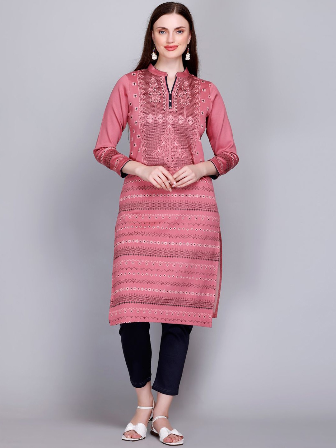 

Gouri Floral Printed Mandarin Collar Straight Kurta With Trousers, Peach
