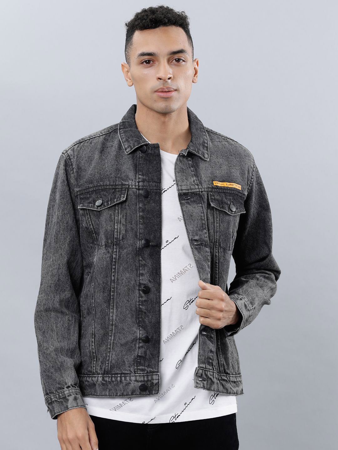 

HIGHLANDER Men Spread Collar Denim Jacket, Grey