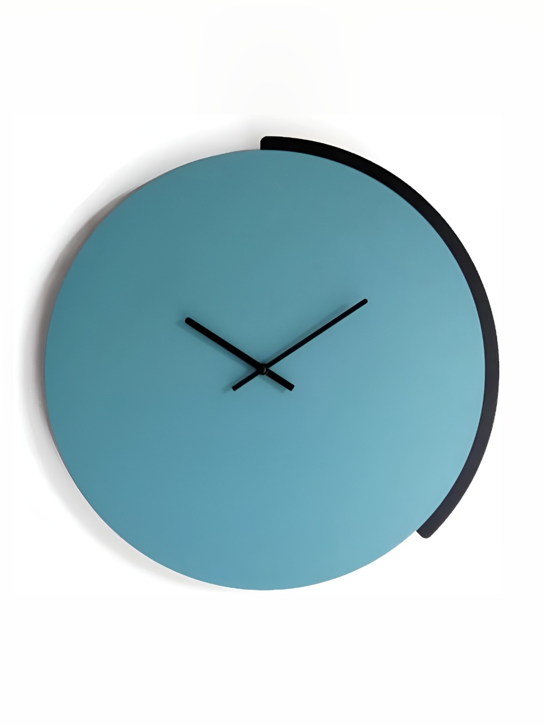 

QEZNEF Blue & Black Round Shaped Contemporary Analogue Wooden Wall Clock