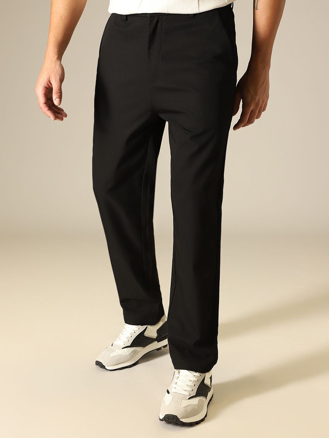 

Banana Club Men Relaxed Trousers, Black