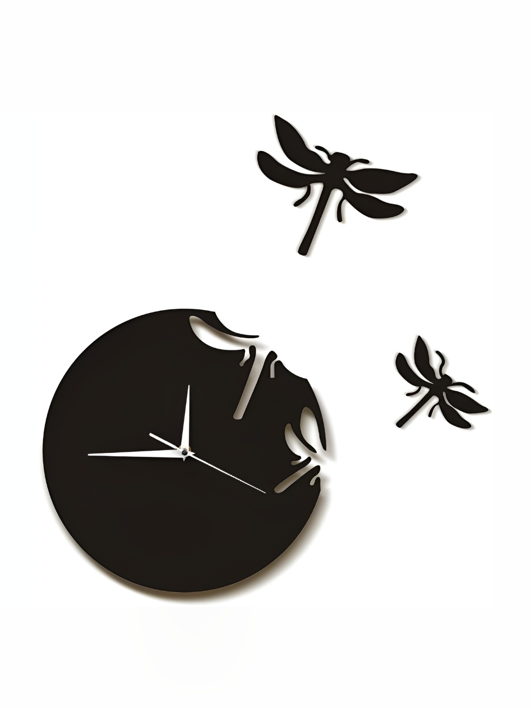 

QEZNEF Black Round Shaped Contemporary Analogue Wooden Wall Clock