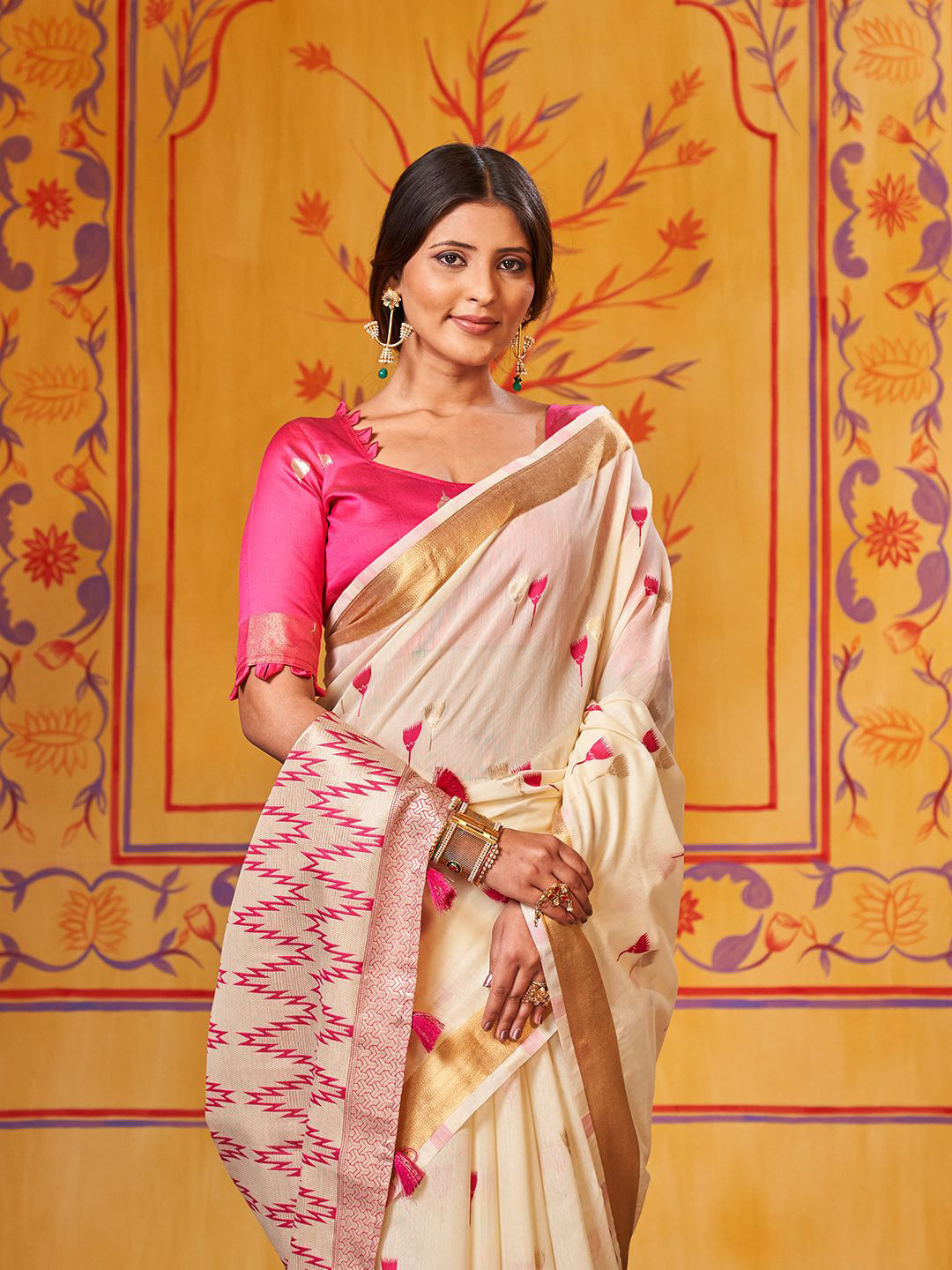 

SARHA Woven Design Zari Pure Cotton Saree, Cream