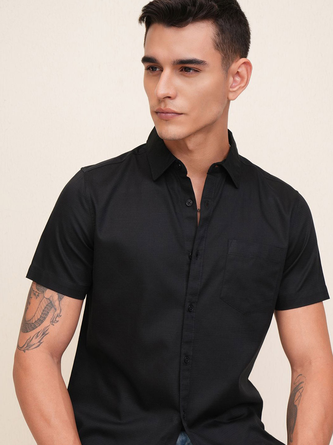 

HIGHLANDER Men Jacquard Textured Solid Casual Shirt, Black