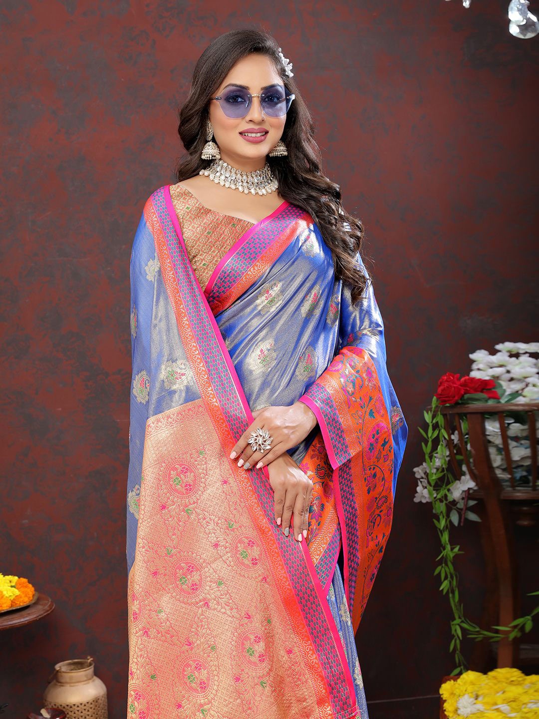 

NIWAA Woven Design Zari Pure Silk Banarasi Saree, Purple
