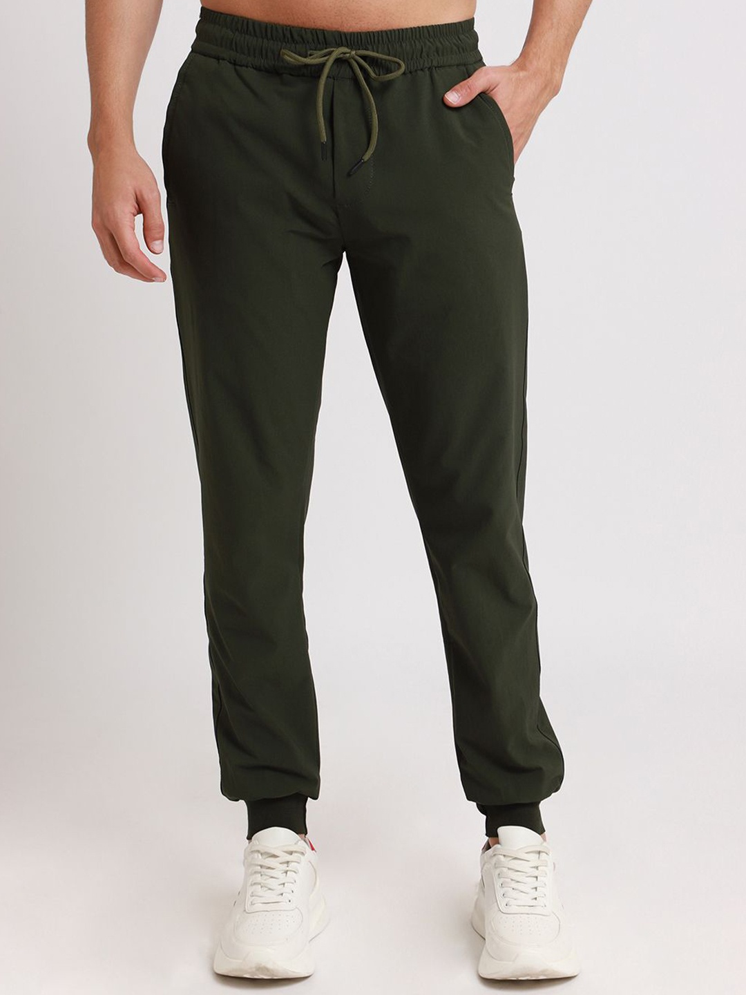 

Banana Club Men Relaxed Joggers Trousers, Green