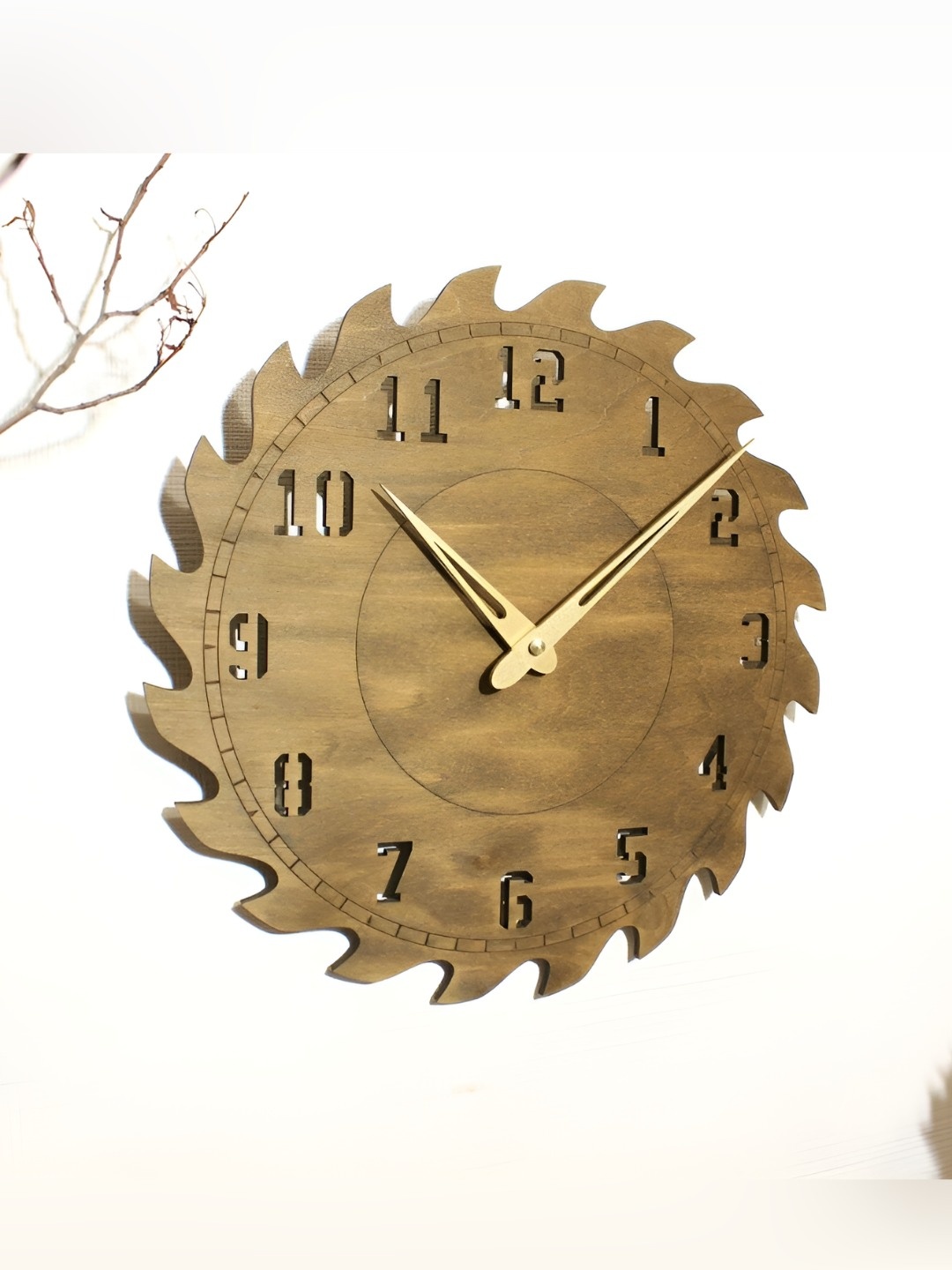 

QEZNEF Brown Textured Round Contemporary Analogue Wooden Wall Clock Without Glass