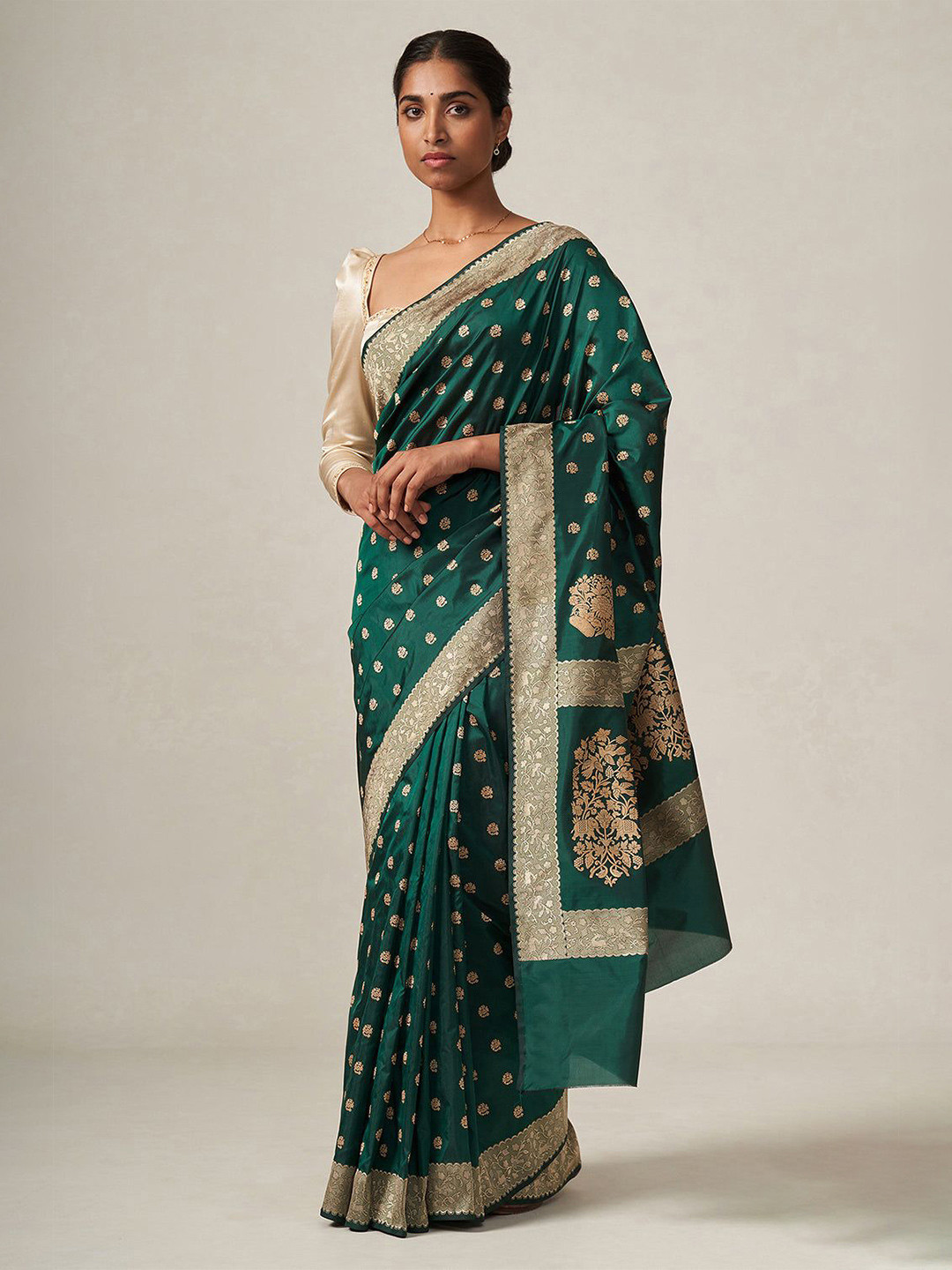 

QENY Woven Design Zari Banarasi Saree, Green
