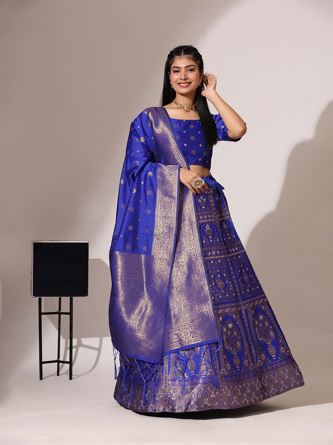 

Fabcartz Floral Woven Design Zari Semi-Stitched Lehenga & Unstitched Blouse With Dupatta, Blue