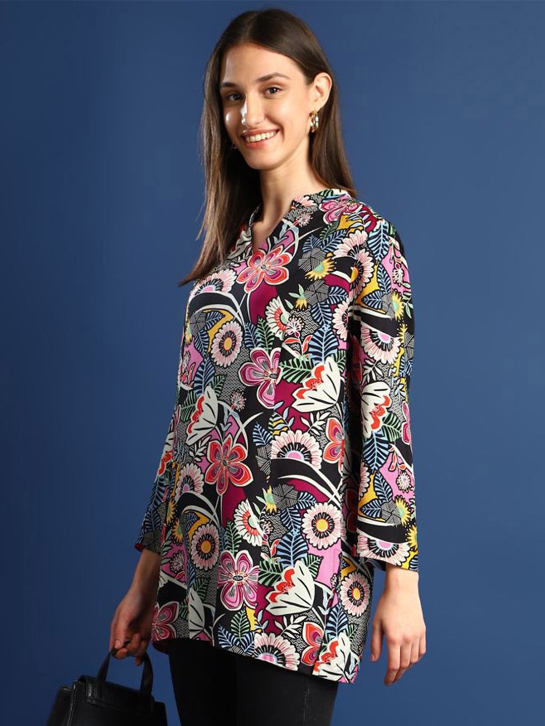 

Hancock Women Floral Printed Mandarin Collar Longline Tunic, Black